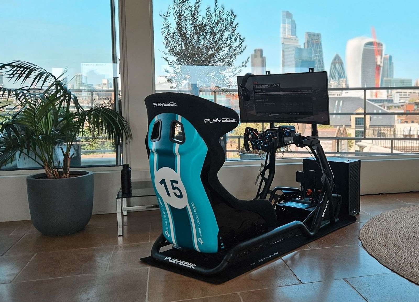 London Apartment Sim Rig with Up-Link